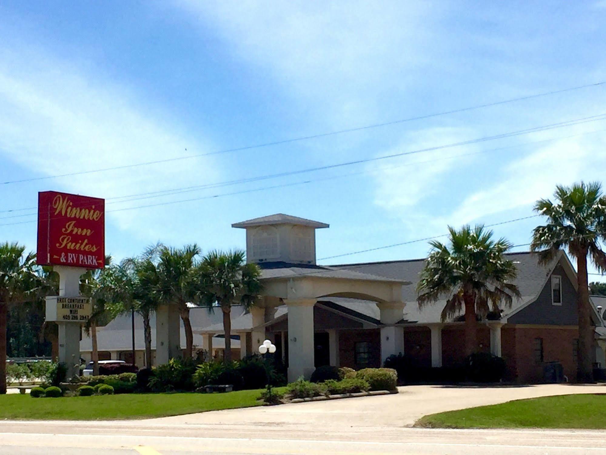 Winnie Inn And Suites Екстериор снимка